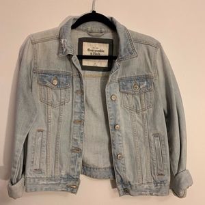 Abercrombie & Fitch Light Wash Jean Jacket
